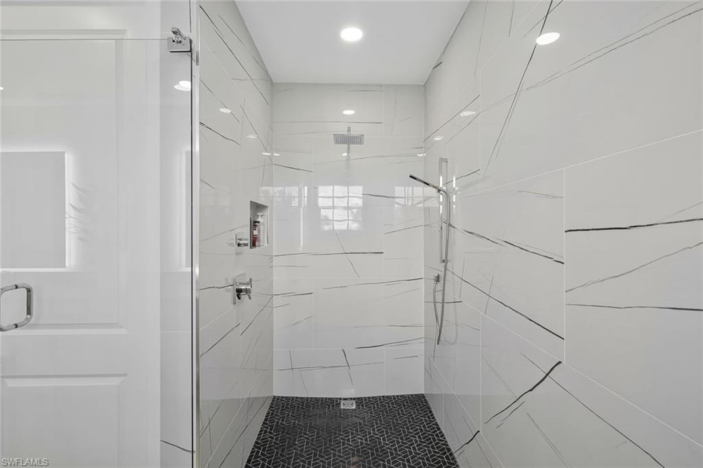 1540 Blue Point Ave 201 Property Photo 17
