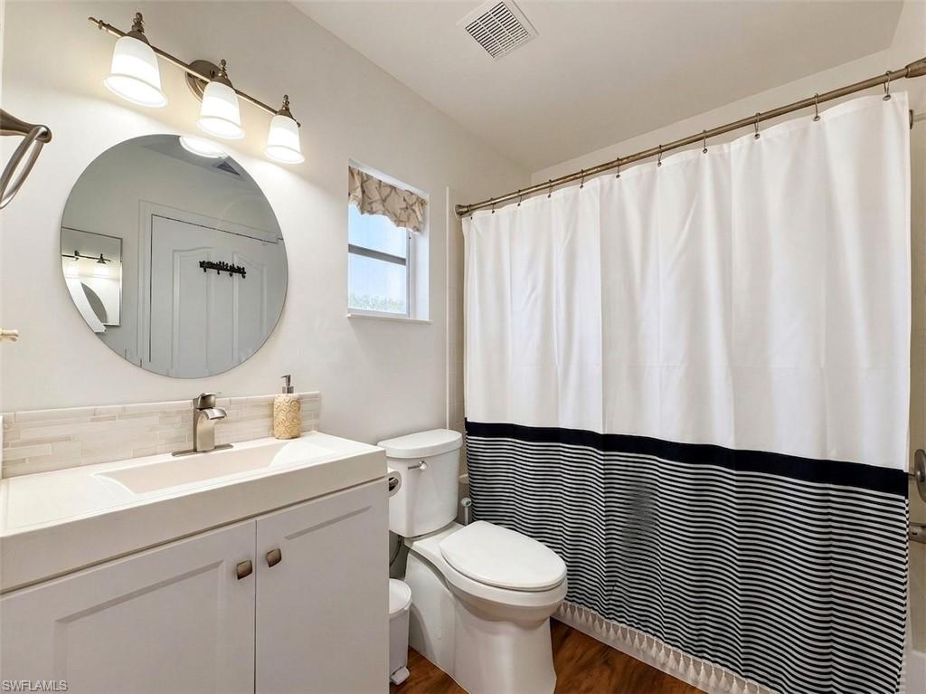 529 Saint Andrews Blvd 124-0 Property Photo 14