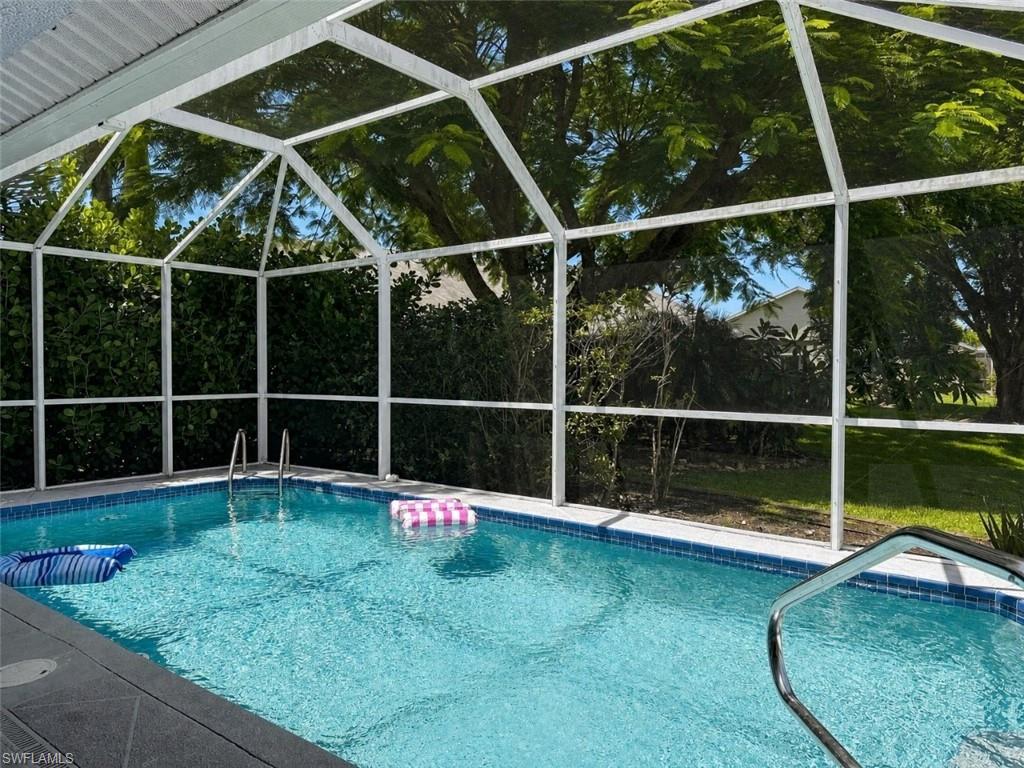 529 Saint Andrews Blvd 124-0 Property Photo 21
