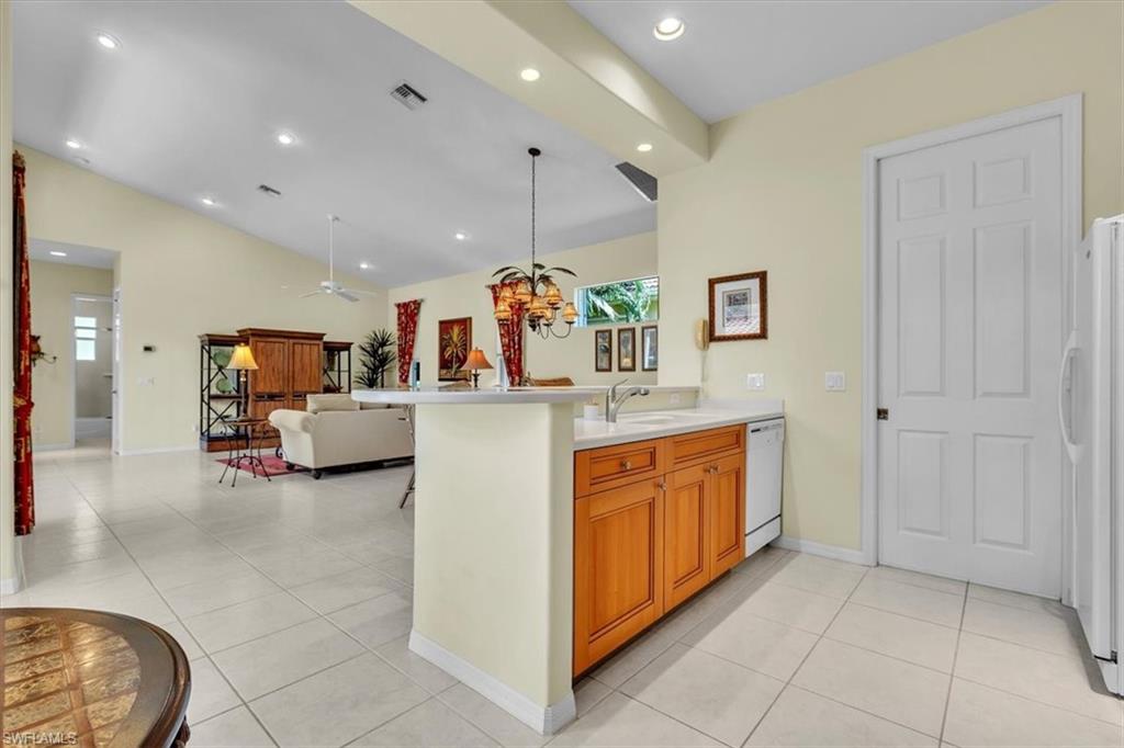 10879 Fieldfair Dr Property Photo 10