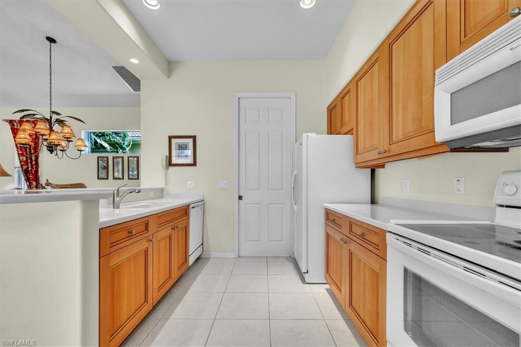10879 Fieldfair Dr Property Photo 11