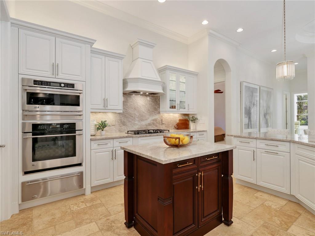 7772 Classics Dr Property Photo 19