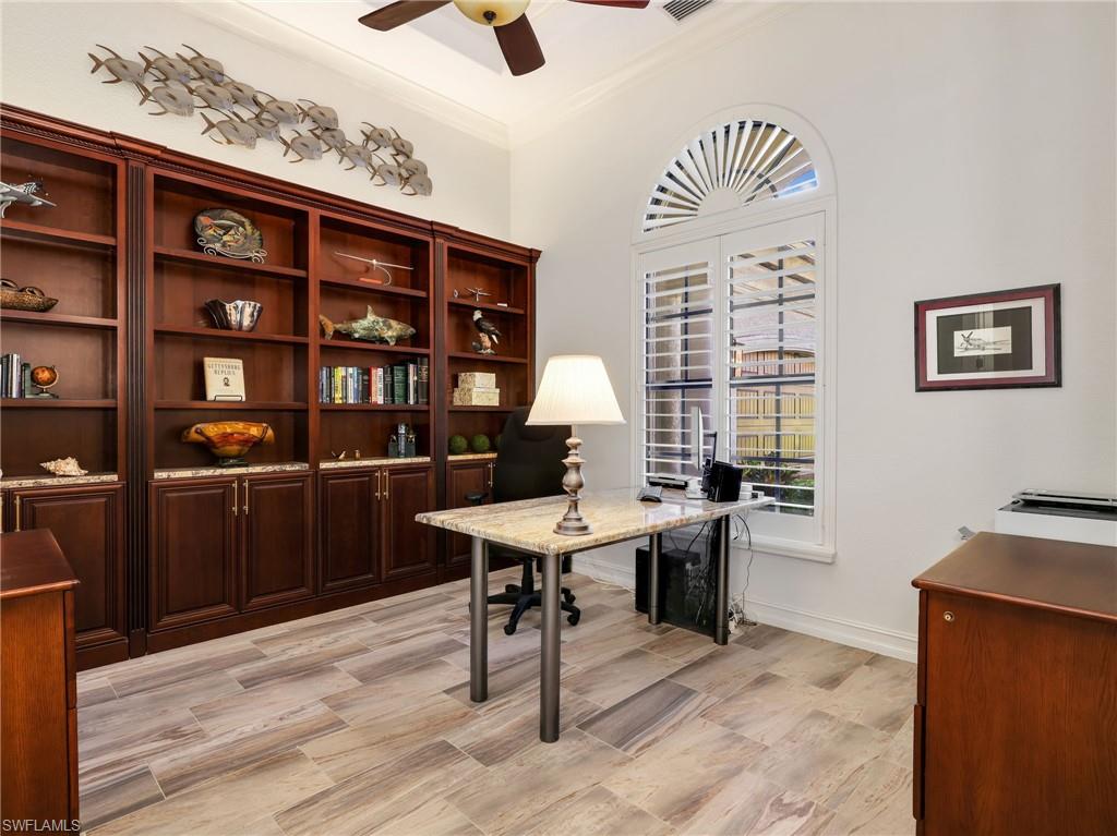 7772 Classics Dr Property Photo 26