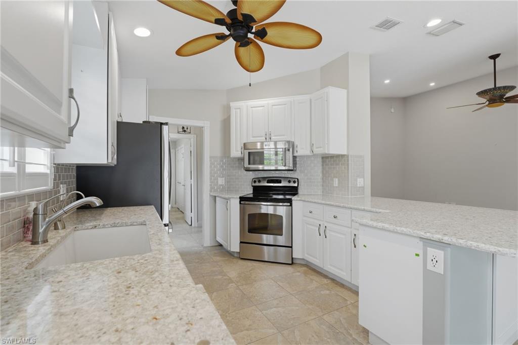 28207 Islet Trl Property Photo 14