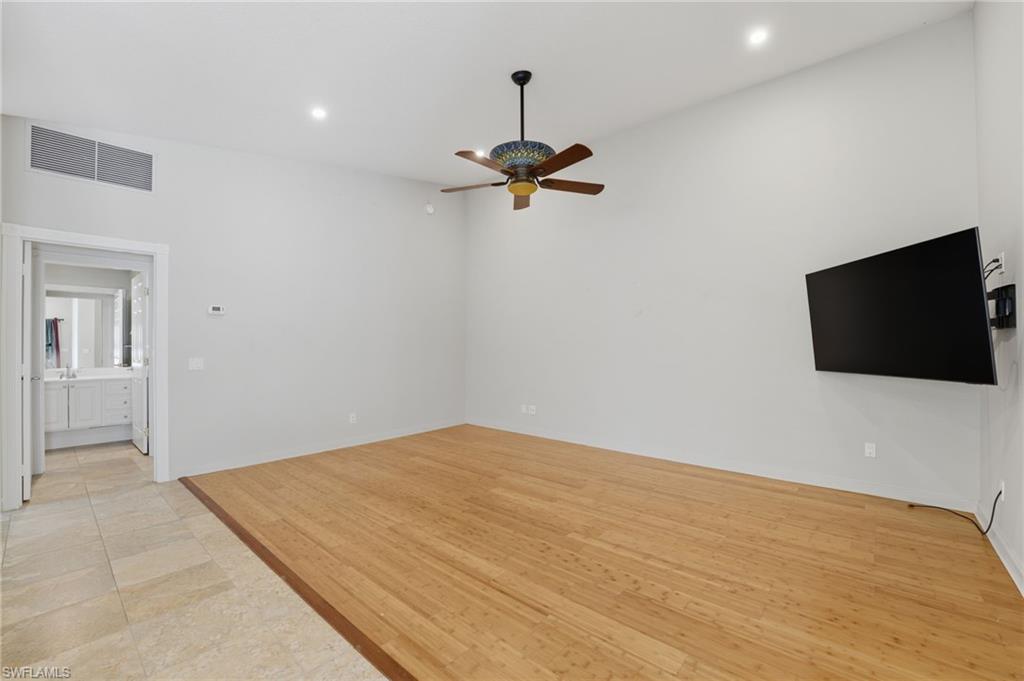 28207 Islet Trl Property Photo 19