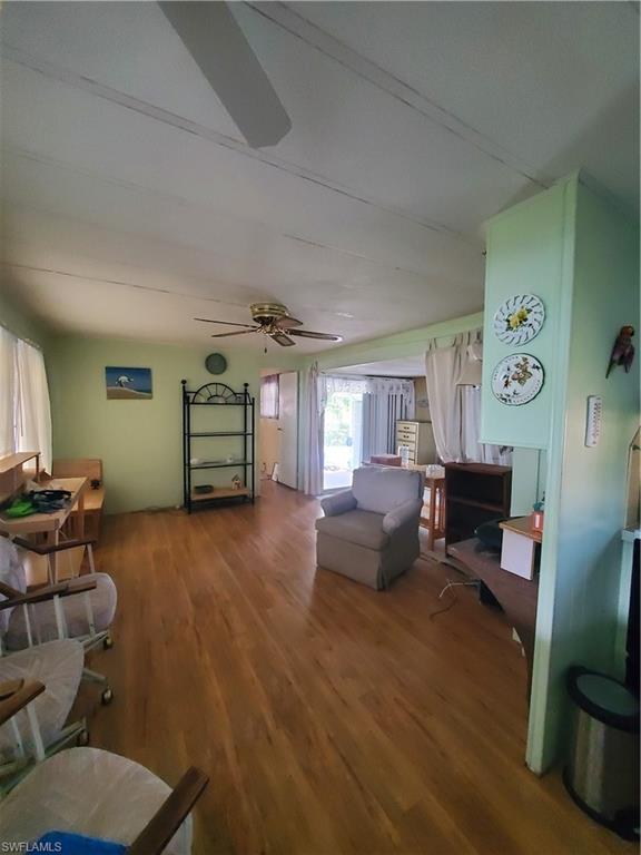 9310 Pitt Rd Property Photo 3
