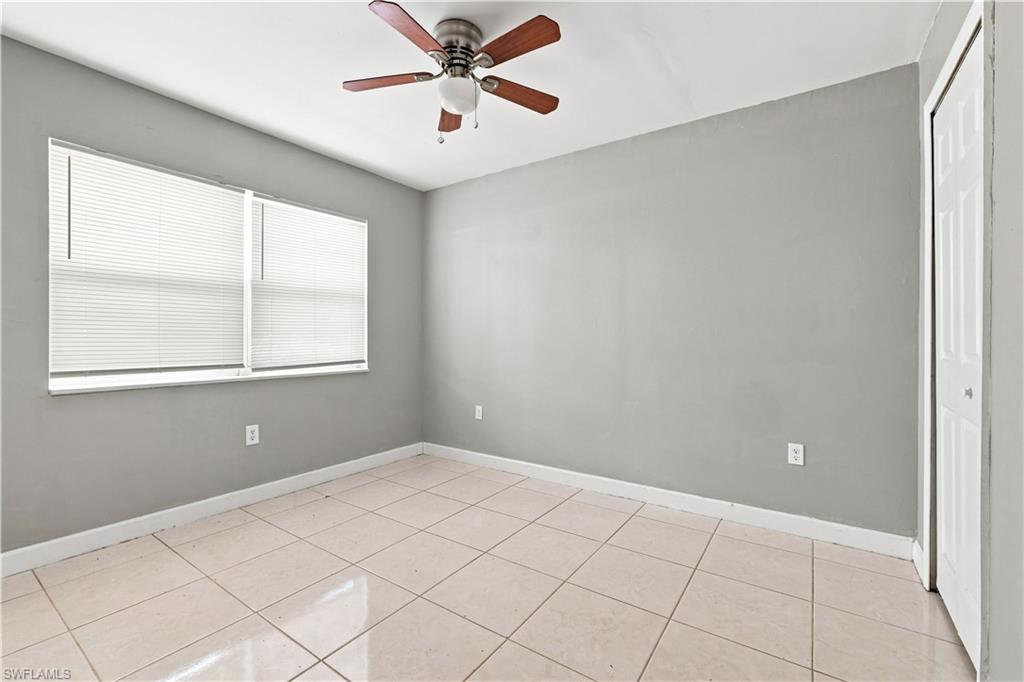 2032-2040 Wright St Property Photo 17