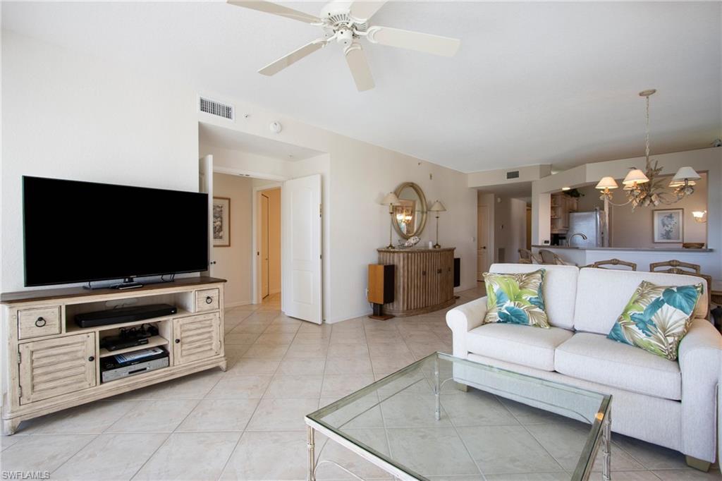 7655 Pebble Creek Cir 201 Property Photo 4