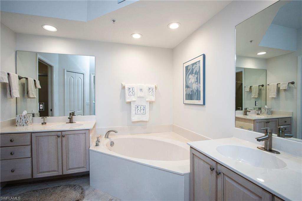 7655 Pebble Creek Cir 201 Property Photo 16