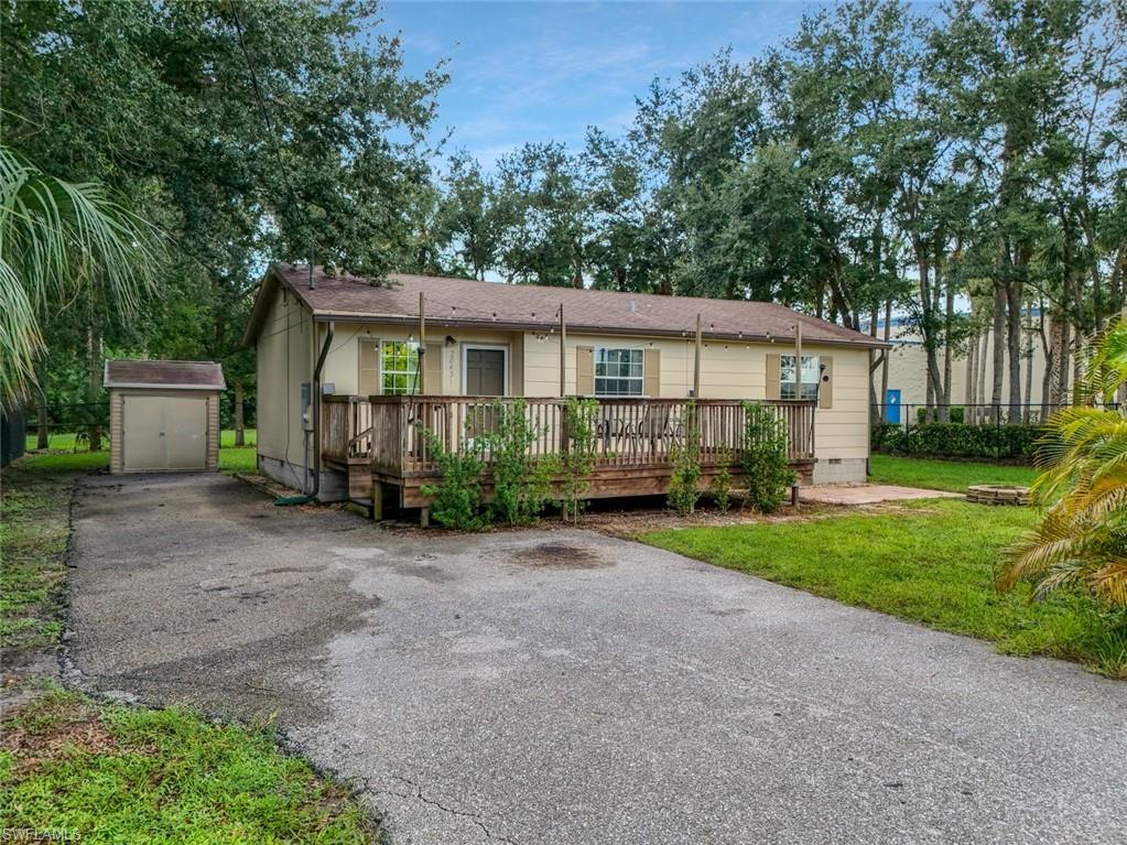28431 Windsor Rd Property Photo 2