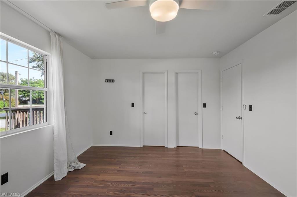 28431 Windsor Rd Property Photo 15