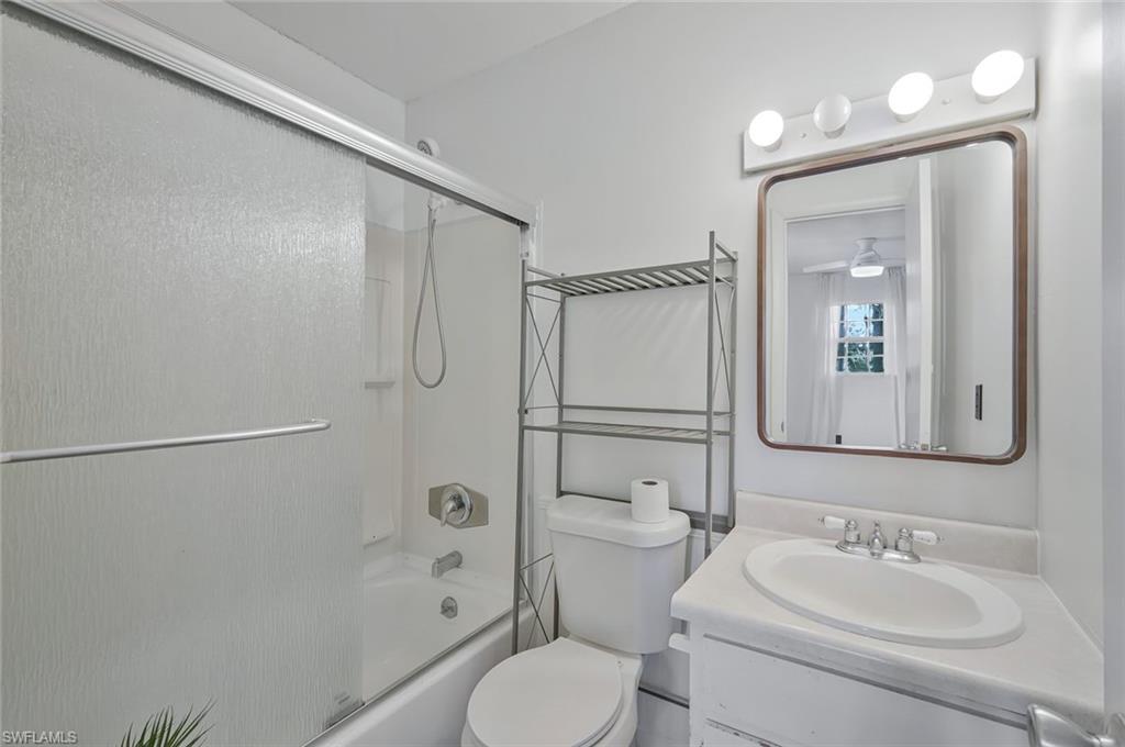 28431 Windsor Rd Property Photo 17