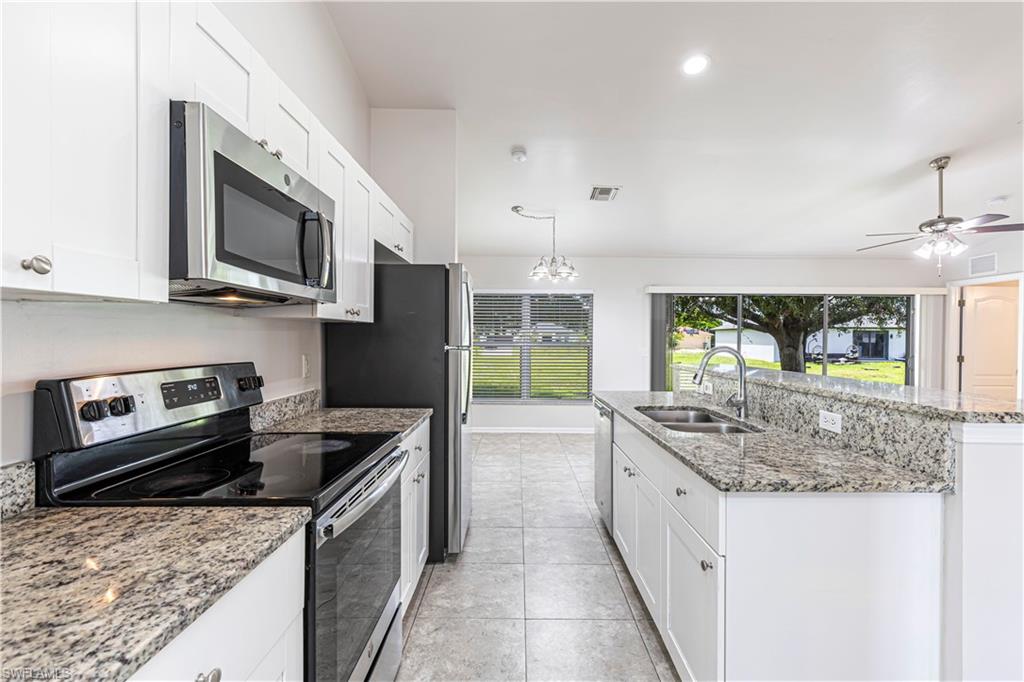 1506 7th Pl Property Photo 6