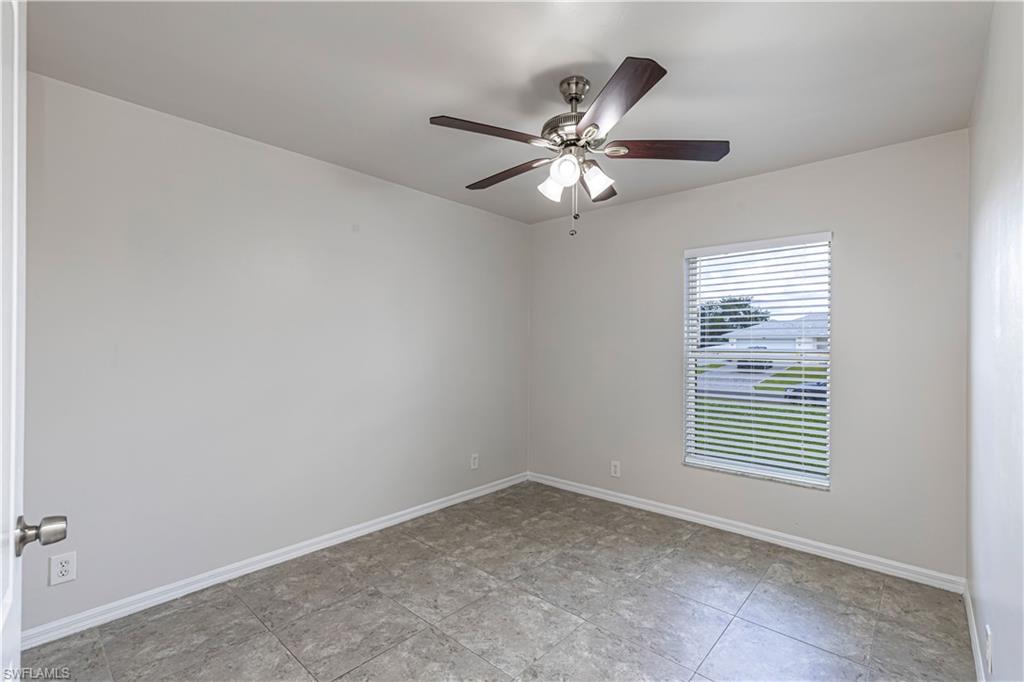 1506 7th Pl Property Photo 11