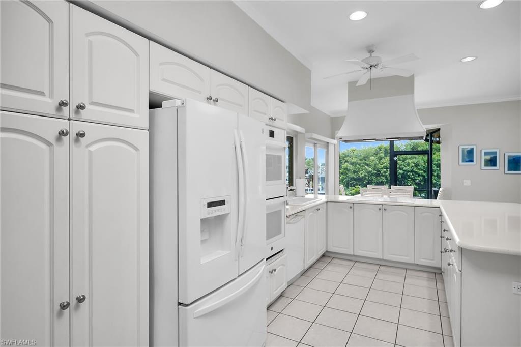 200 Windbrook Ct Property Photo 34