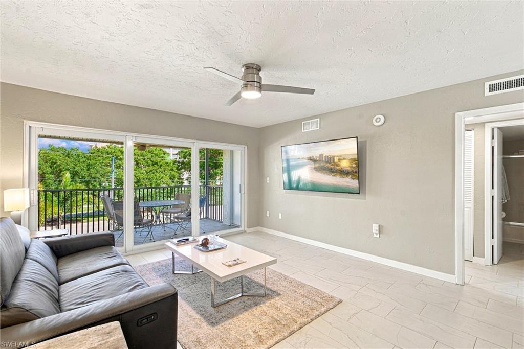 1012 Collier Blvd 204 Property Photo 3