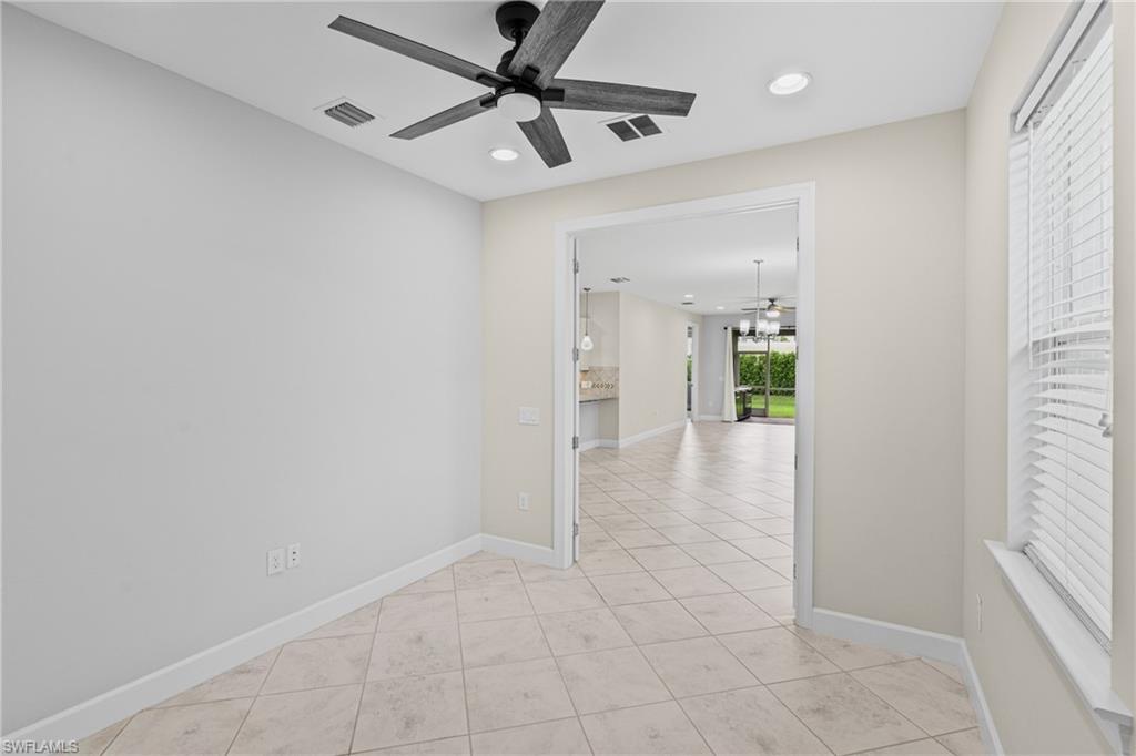 10657 Jackson Square Dr Property Photo 12