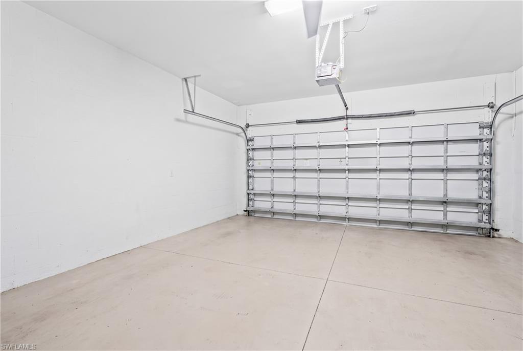 10657 Jackson Square Dr Property Photo 43