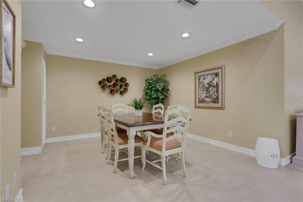 5270 Fox Hollow Dr 607 Property Photo 16