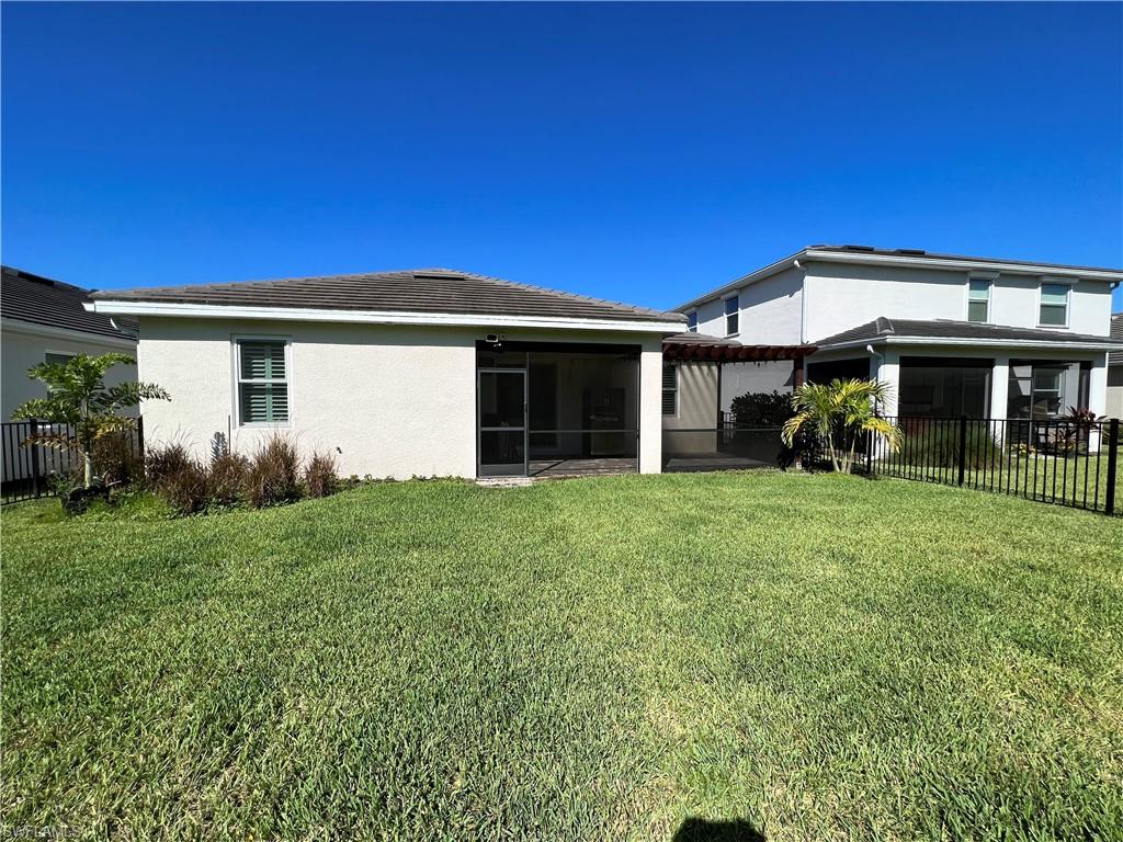 4163 Bluegrass Dr Property Photo 4