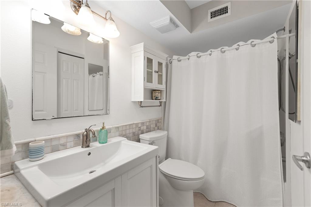 25747 Lake Amelia Way 105 Property Photo 18