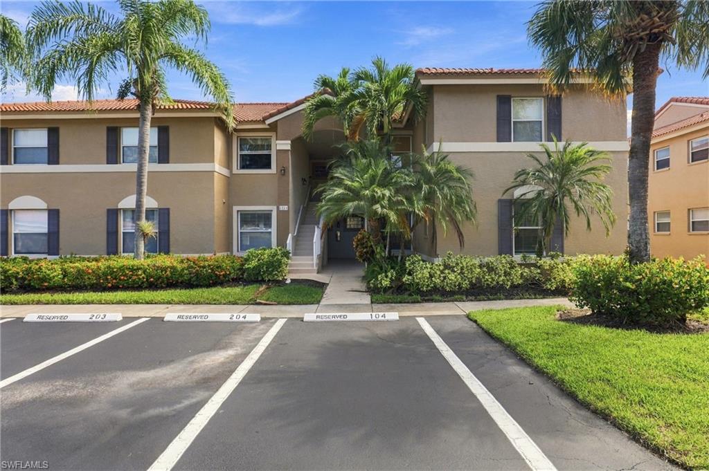 6560 Huntington Lakes CIR 104 Property Photo 1