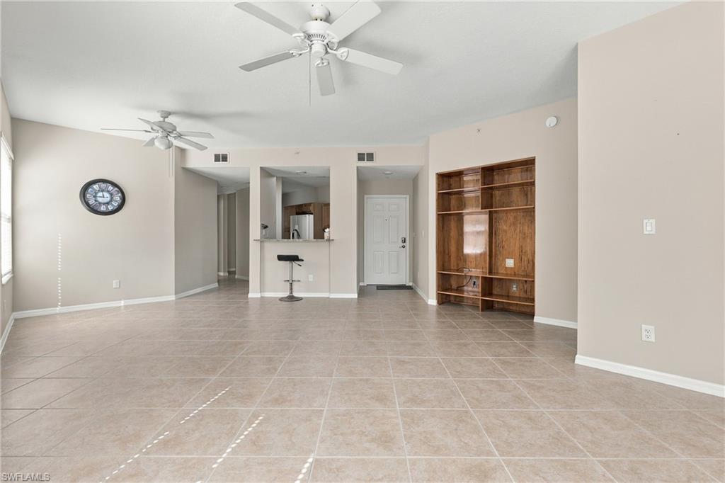 6560 Huntington Lakes Cir 104 Property Photo 6