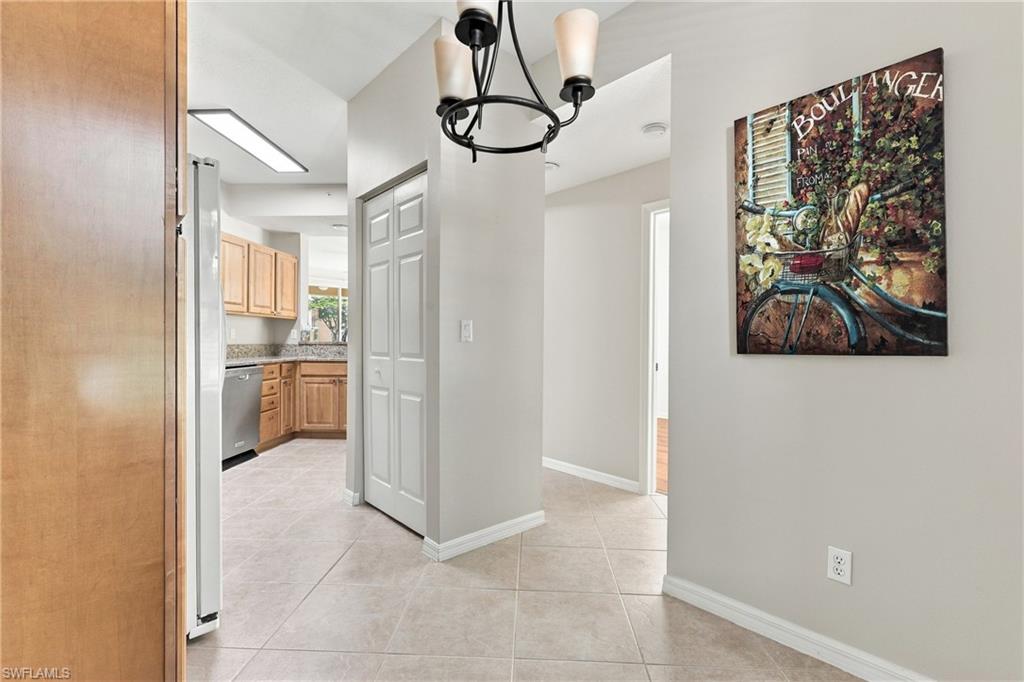 6560 Huntington Lakes Cir 104 Property Photo 12