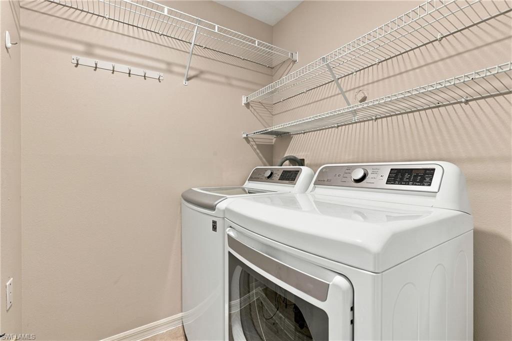 6560 Huntington Lakes Cir 104 Property Photo 25
