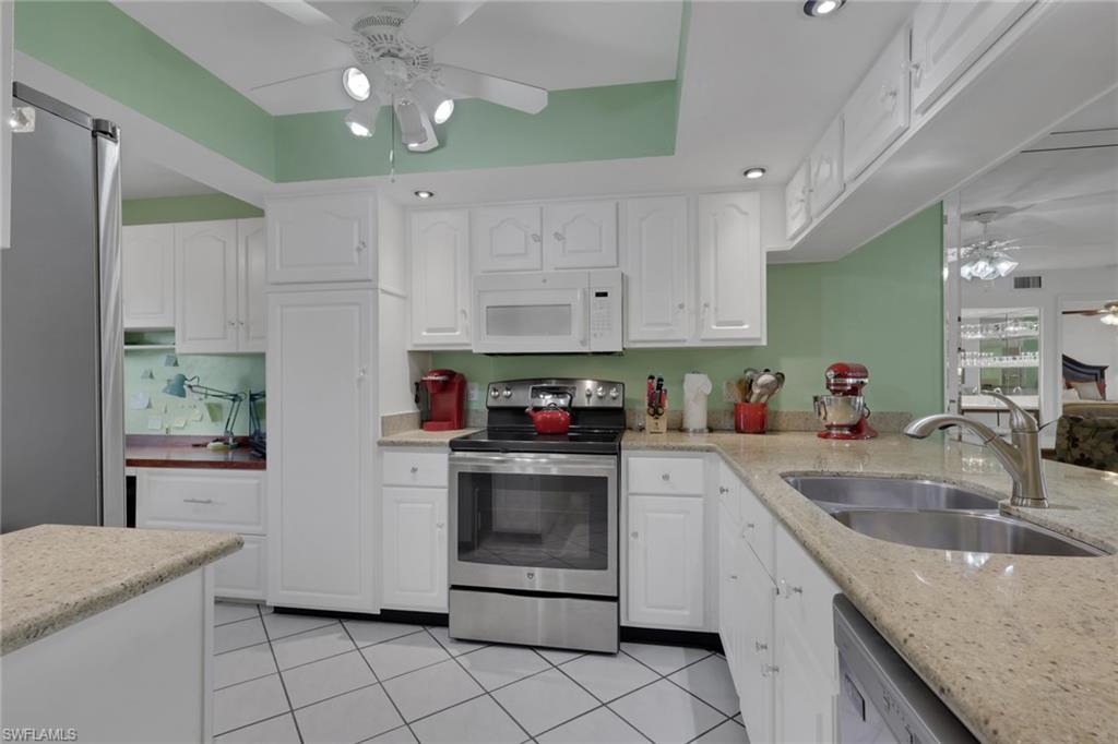 420 Fox Haven Dr 3110 Property Photo 3