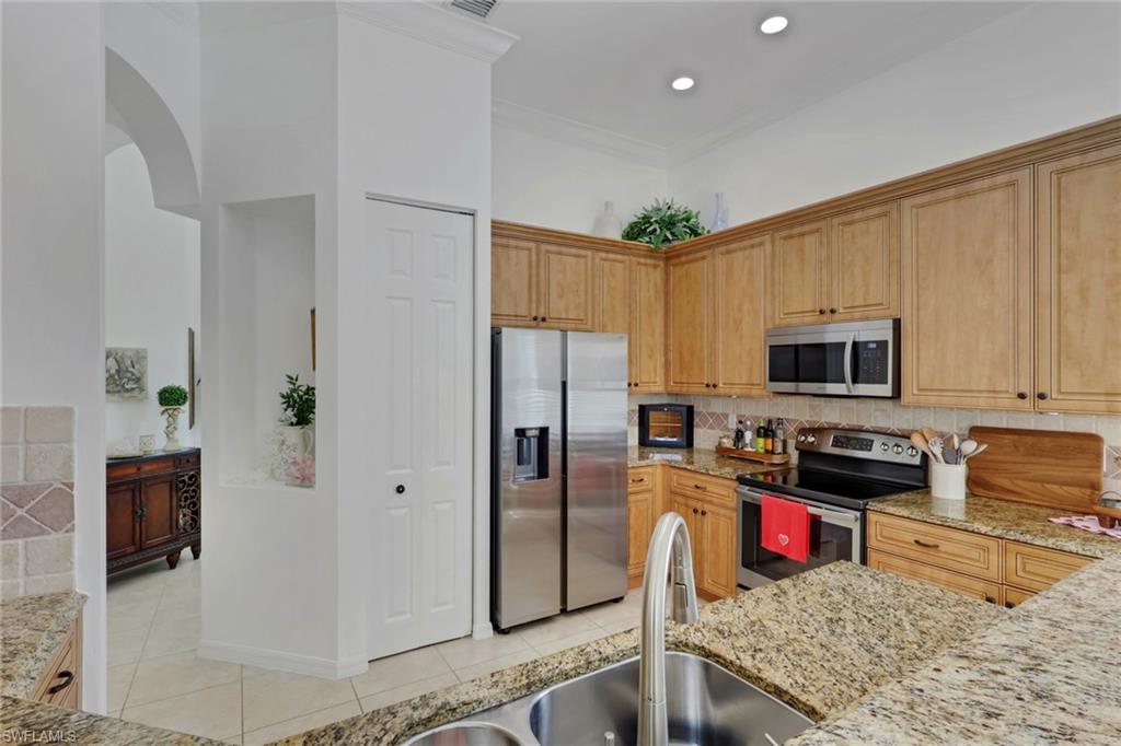 20515 Foxworth Cir Property Photo 11