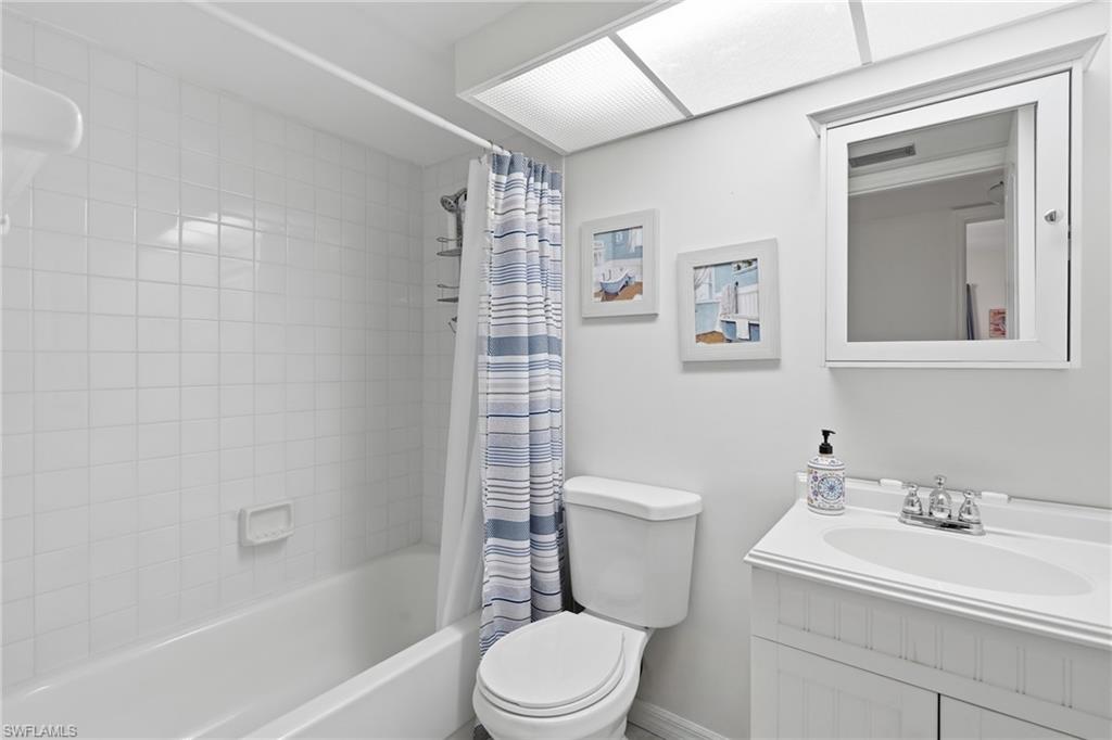 7300 Glenmoor Ln 205 Property Photo 15