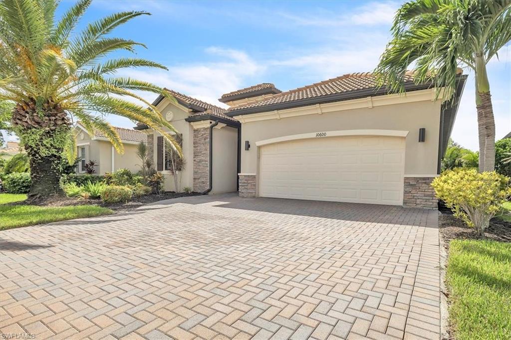 10600 Pistoia Dr Property Photo 3