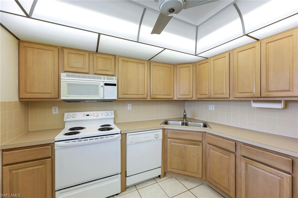 4200 Belair Ln 302 Property Photo 8