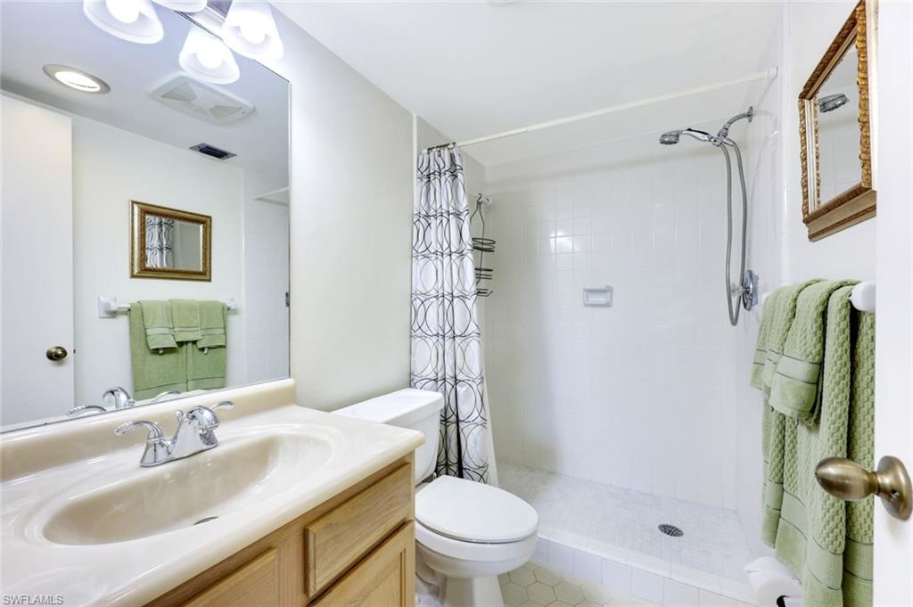 4200 Belair Ln 302 Property Photo 10