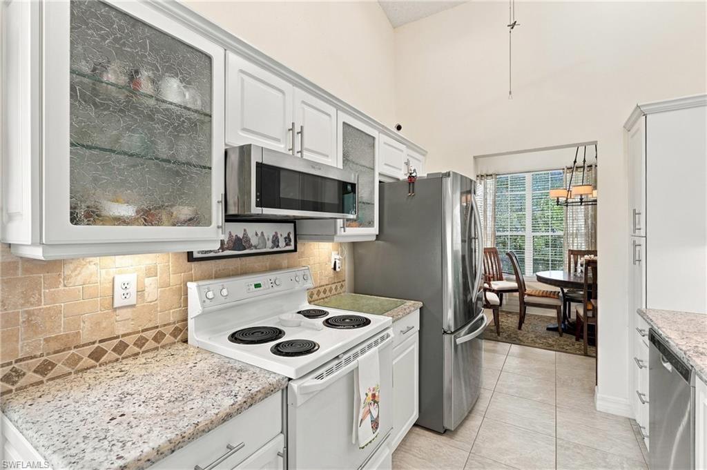 73 Silver Oaks Cir 10201 Property Photo 6