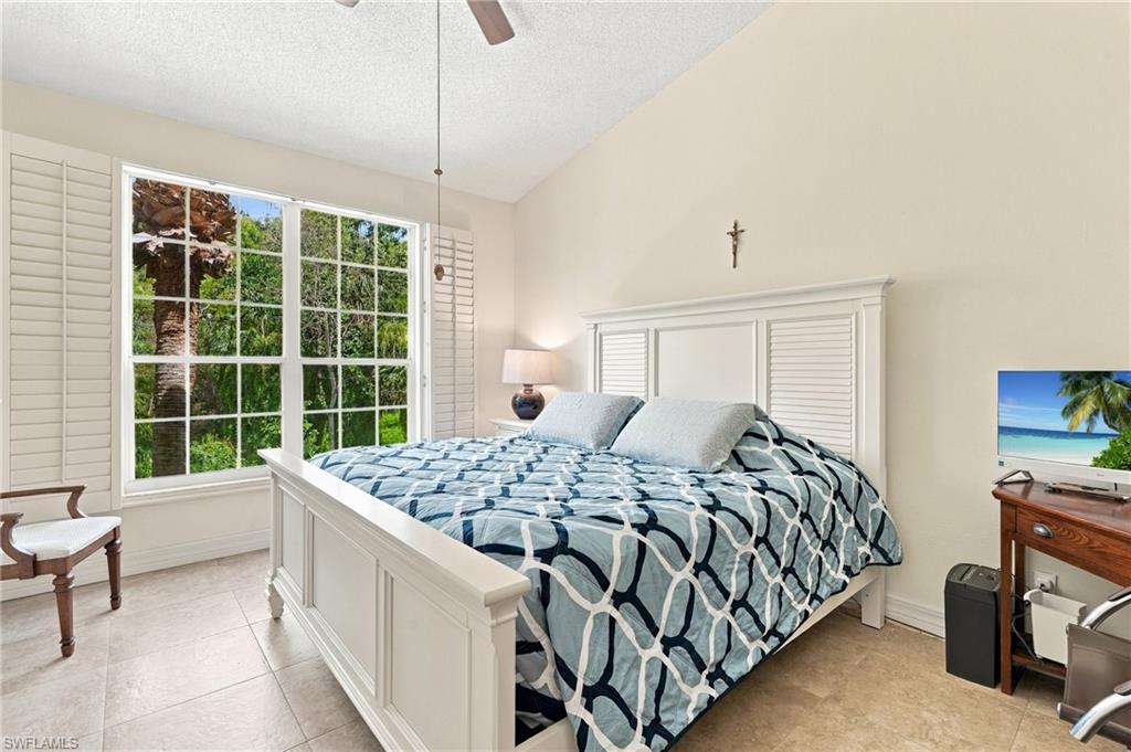 73 Silver Oaks Cir 10201 Property Photo 8