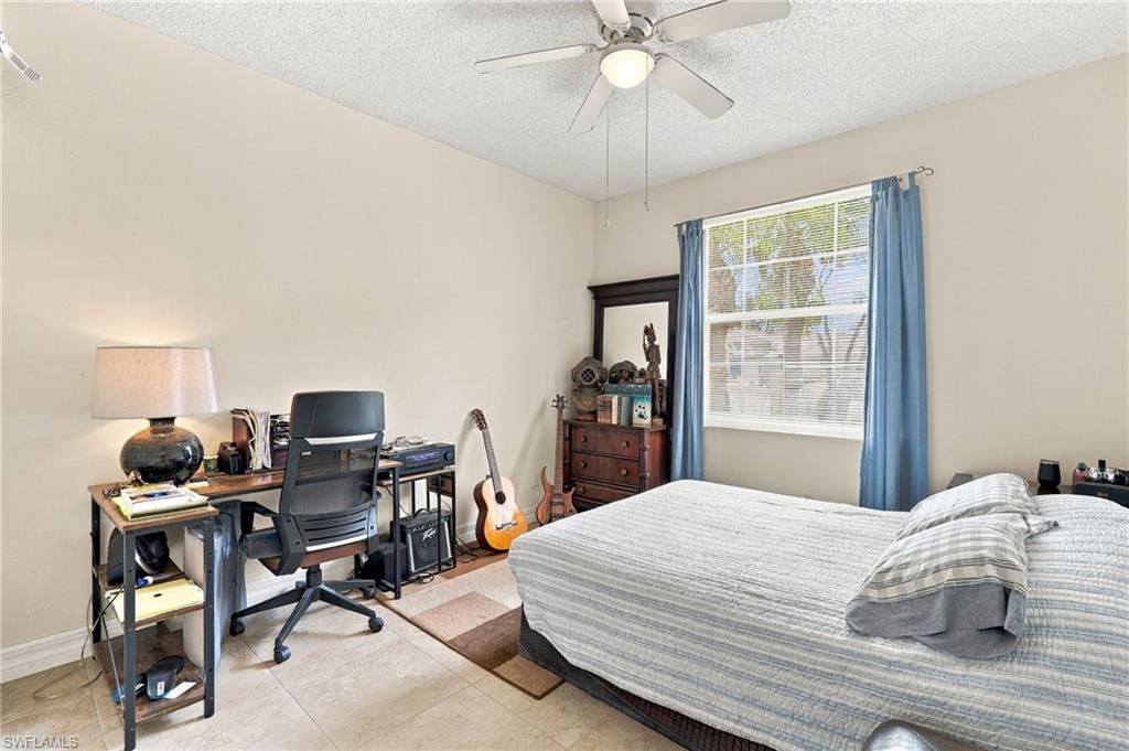 73 Silver Oaks Cir 10201 Property Photo 12