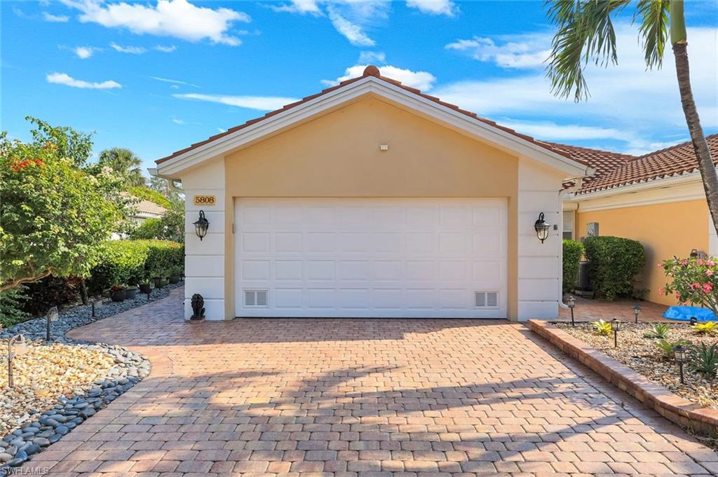 5808 Drummond Way Property Photo 1