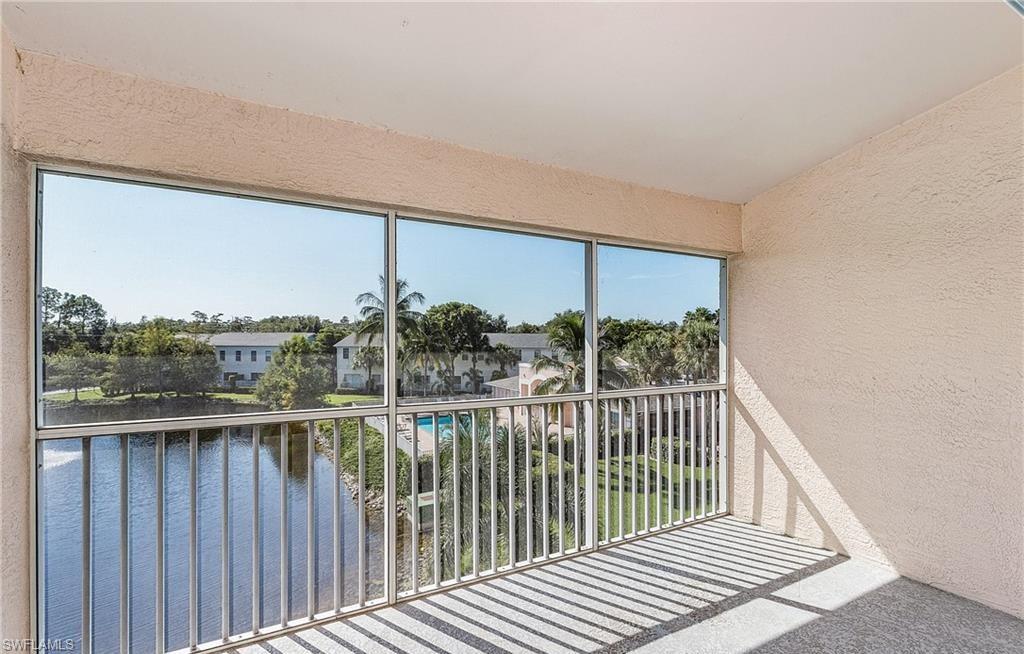 3250 Cypress Glen Way 421 Property Photo 2