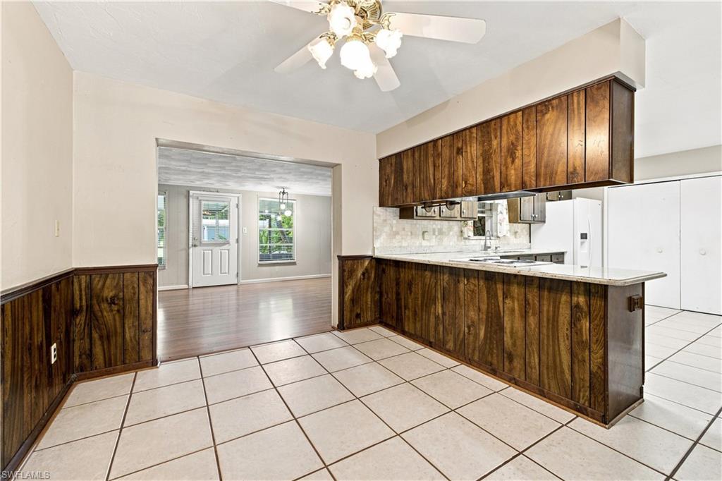 5290 Cypress Ln Property Photo 6