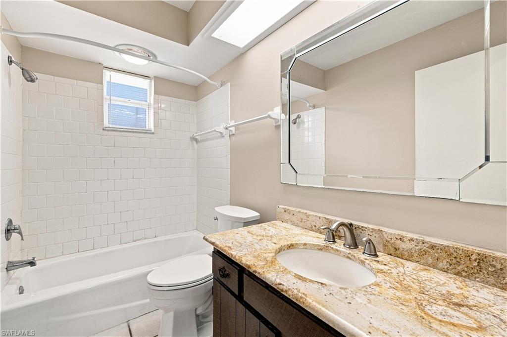 5290 Cypress Ln Property Photo 13