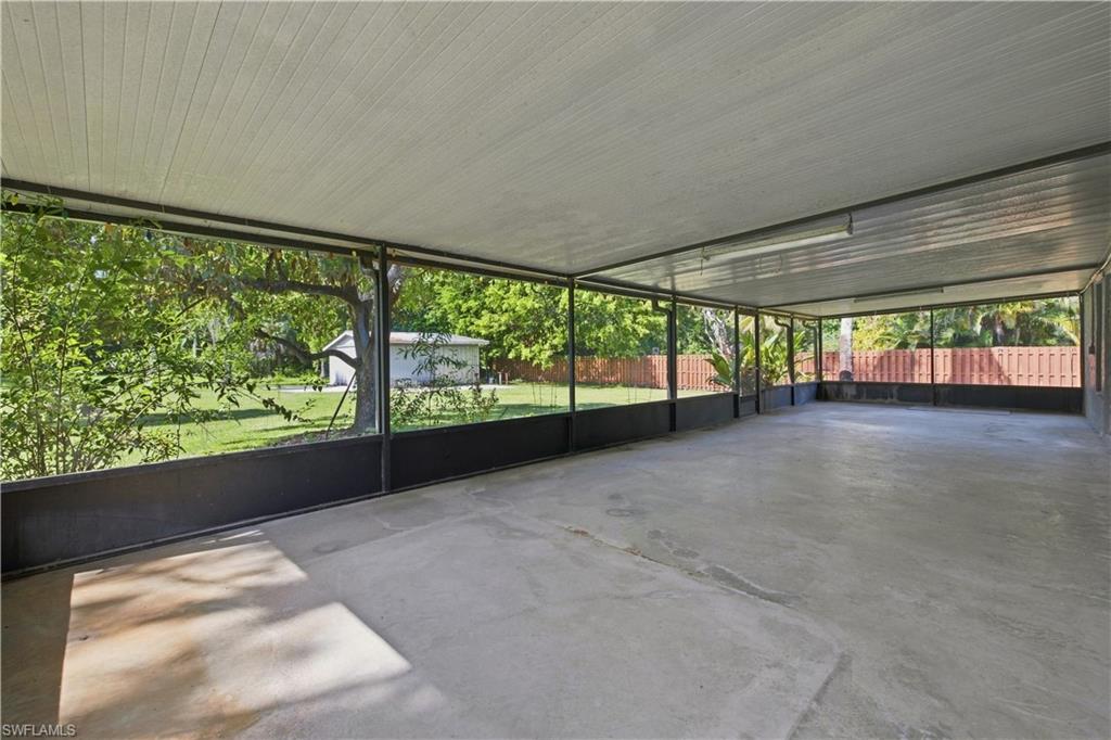 5290 Cypress Ln Property Photo 25