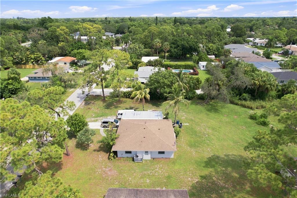 27357 Horne Ave Property Photo 4