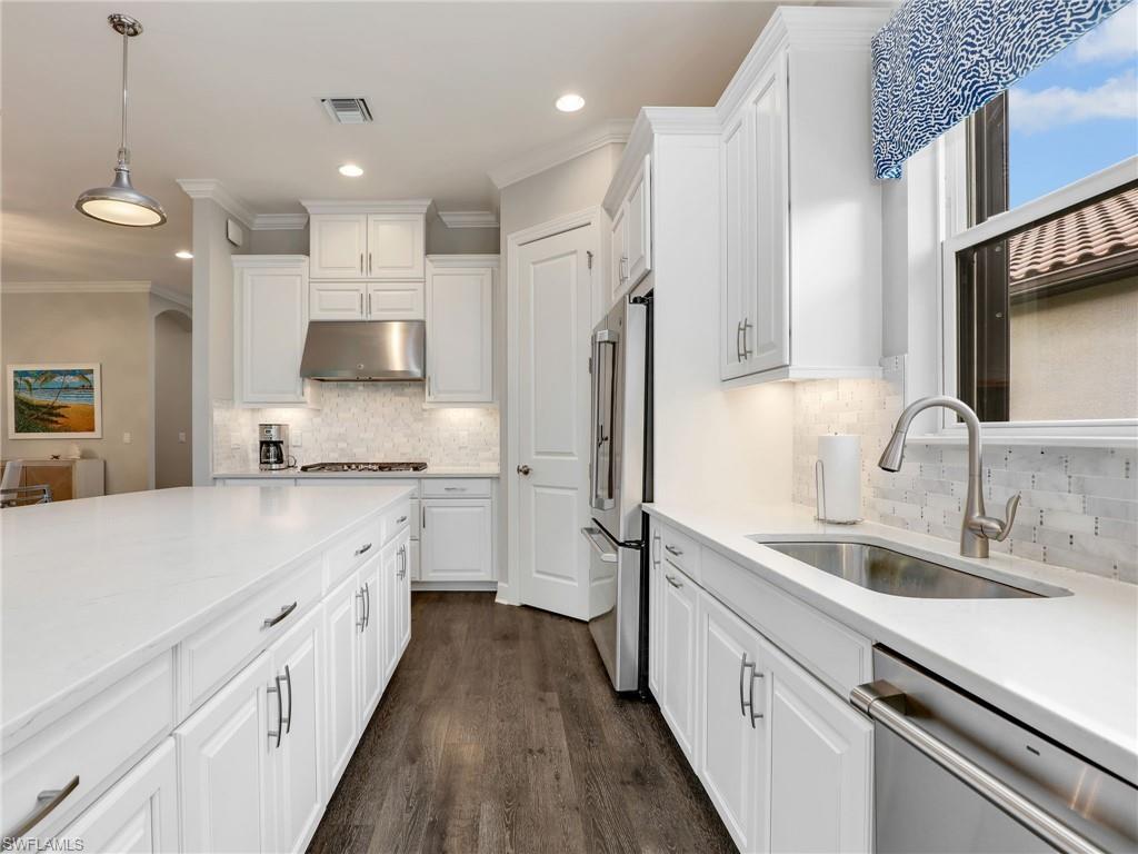 8477 Sevilla Ct Property Photo 14