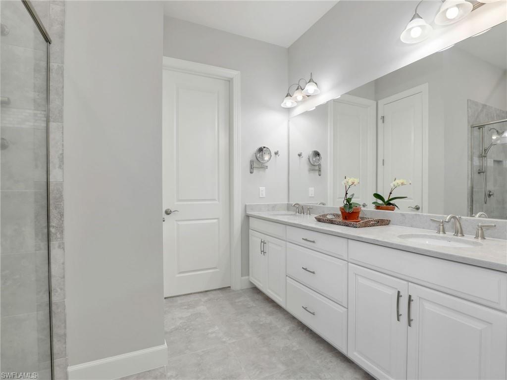 8477 Sevilla Ct Property Photo 23