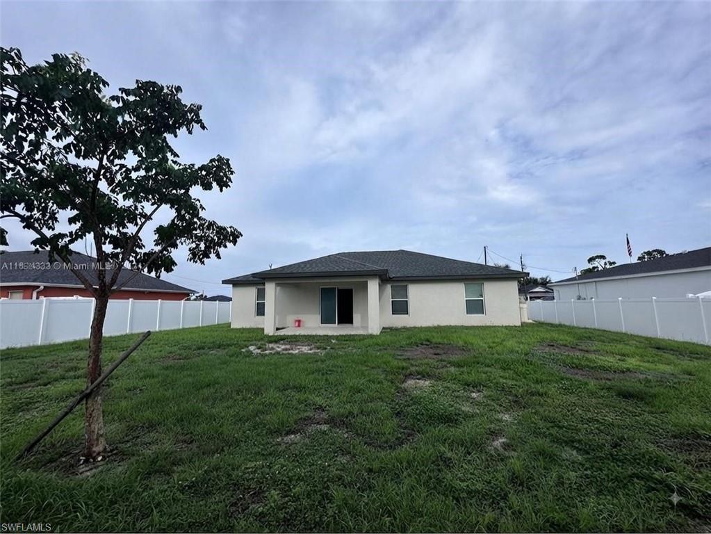 2837 19th PL Property Photo 1