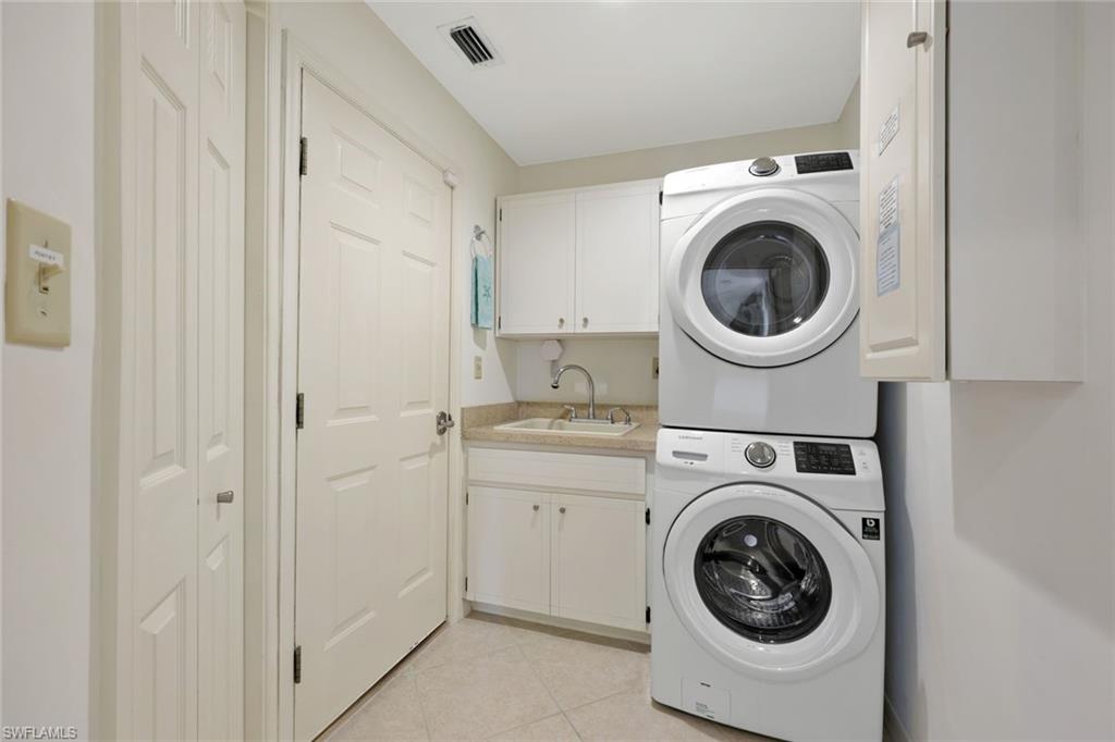 601 97th Ave N Property Photo 17