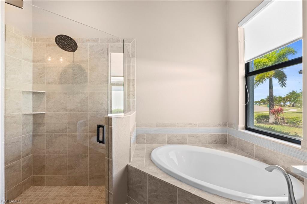 2067 Antigua Ln Property Photo 16