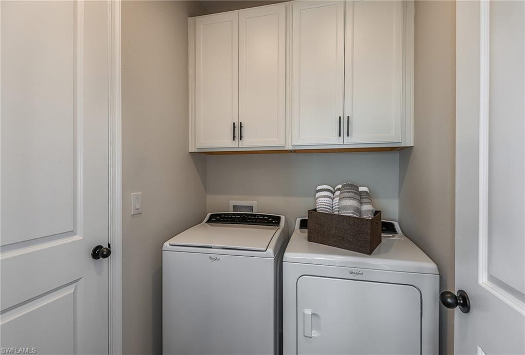 6719 Good Life Street Property Photo 32